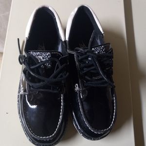 Womens Size 7 Nike Mad Jibe Black White